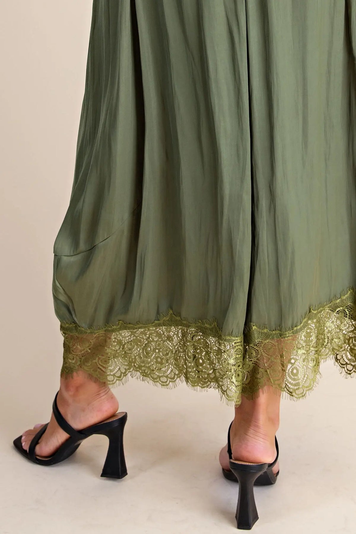 Lace Bloom Pants