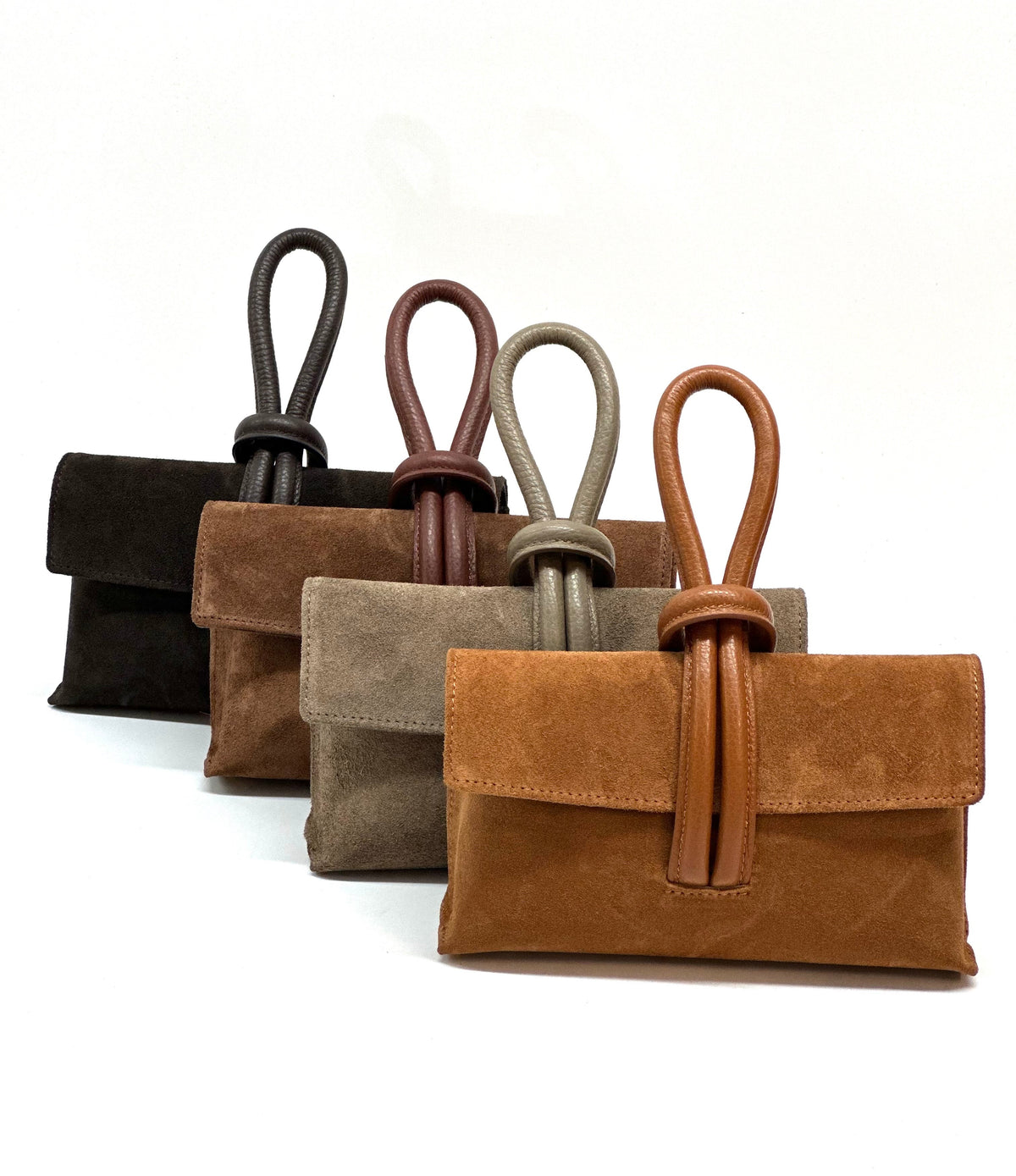 ✨ PRE-ORDEN EXCLUSIVA ✨ Renata Italian Suede Crossbody Bag