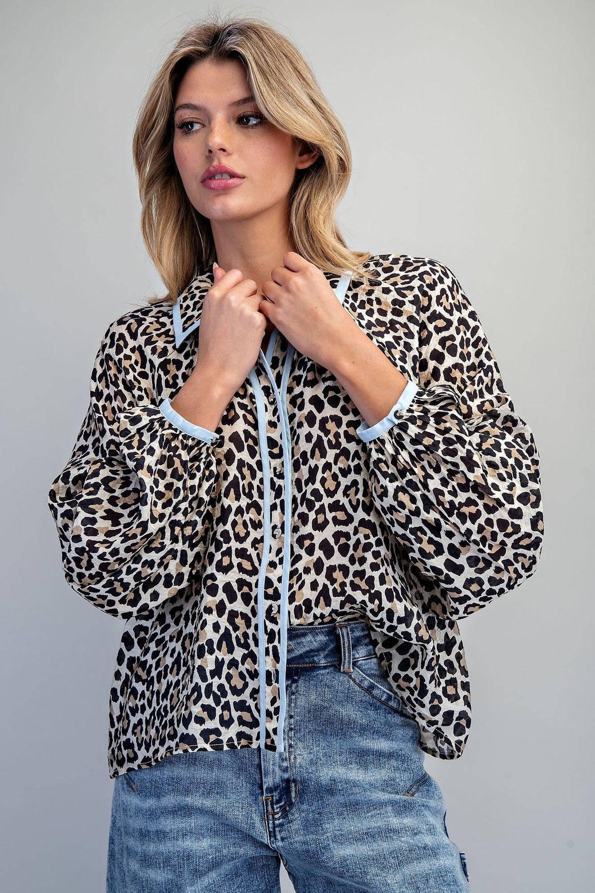 Blue Whisper Top